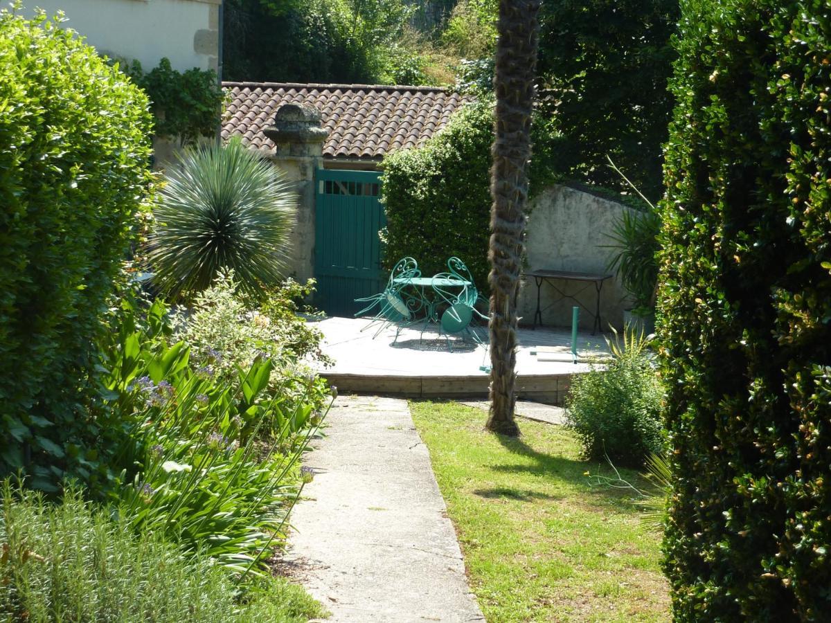 Beaux Chenes Bed and Breakfast Nérac Exteriör bild
