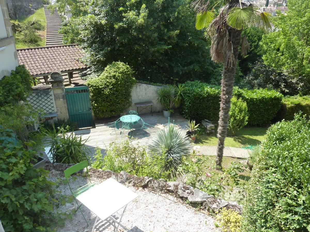 Beaux Chenes Bed and Breakfast Nérac Exteriör bild